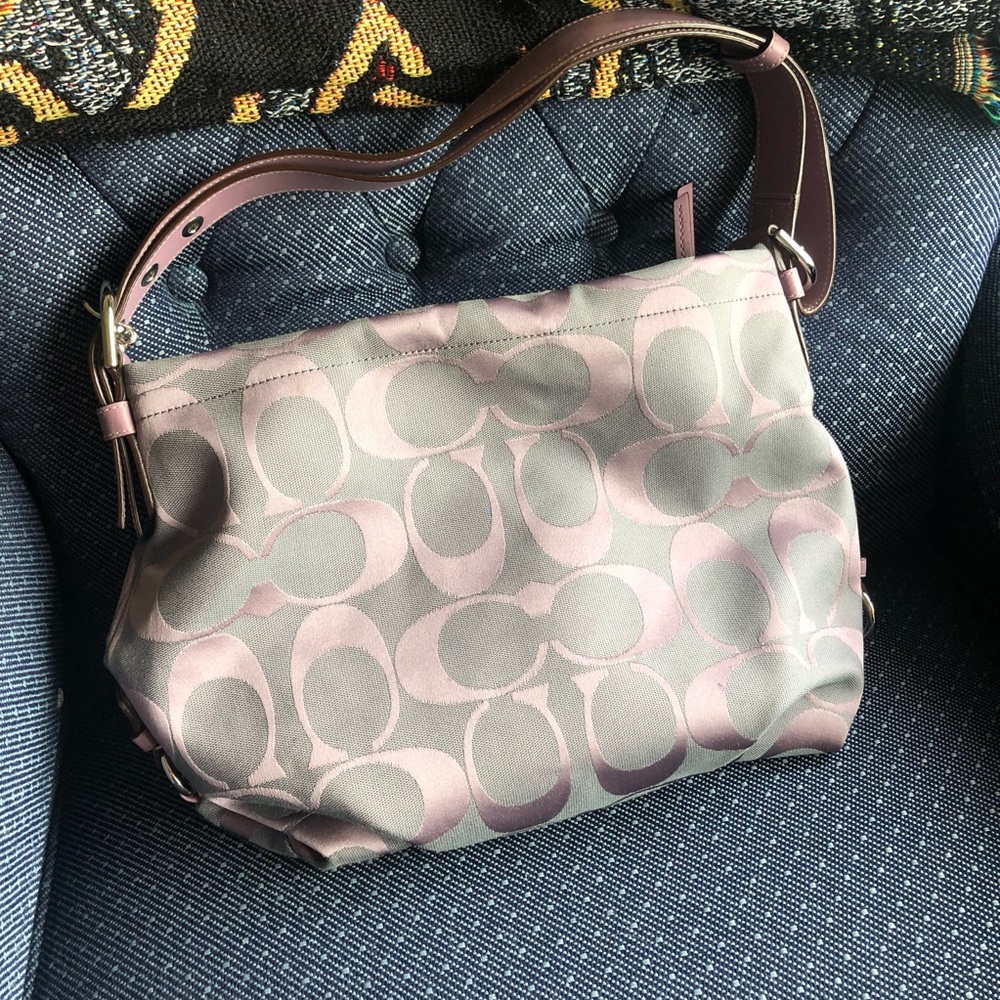 Authentic COACH shoulder bag